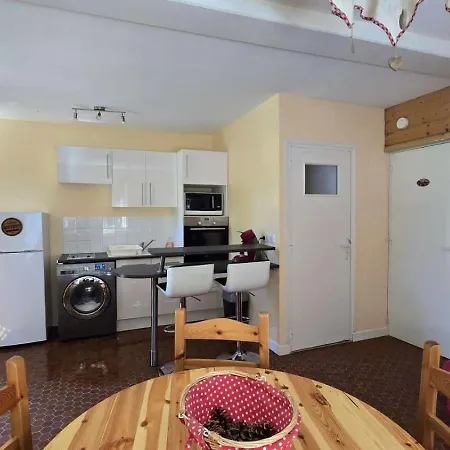 Appartement Rez De Jardin A La Bourboule *