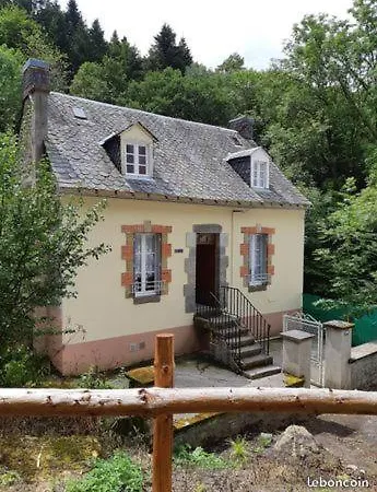 Appartement Appartement Rez De Jardin A La Bourboule La Bourboule